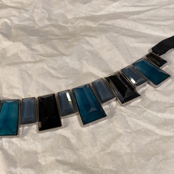 💋Beautiful Necklace 💋 - Picture 2 of 5